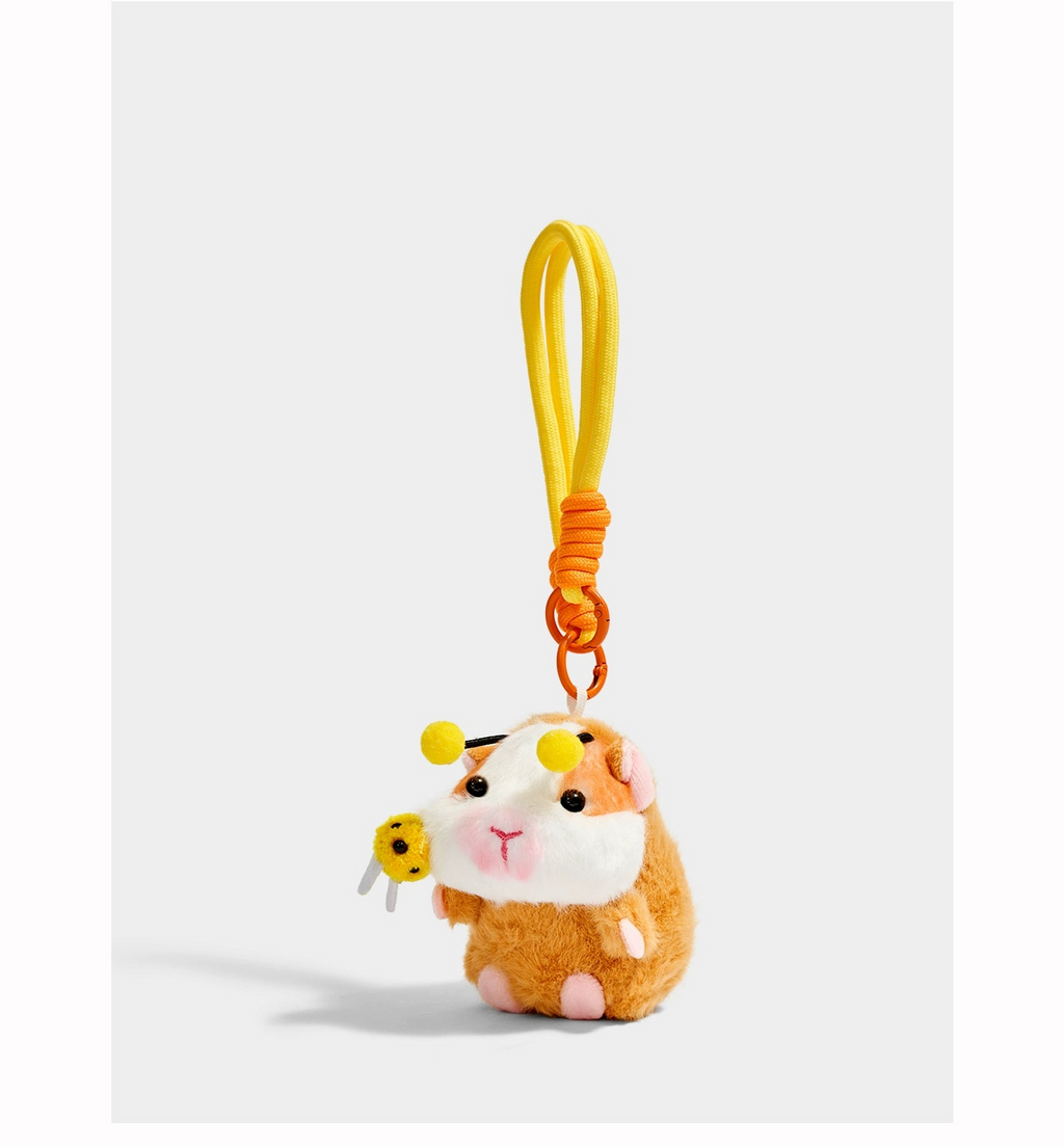 Charming Plush Bee Guinea Pig Keychain - Cute Backpack Accessory Gift