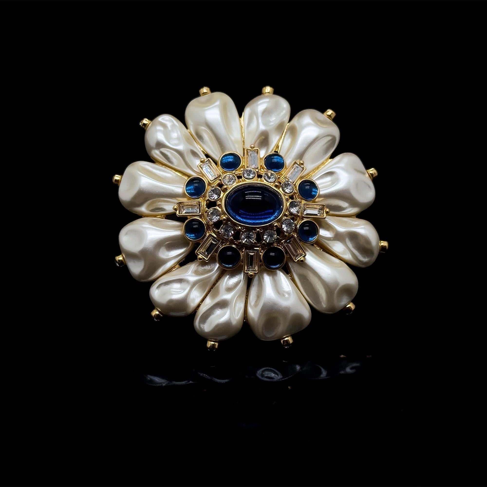 GIFTEEO Art Deco "Baronne II" | Art Deco Geometric Symmetry Pearl Brooch - Handcrafted Luxury Jewelry