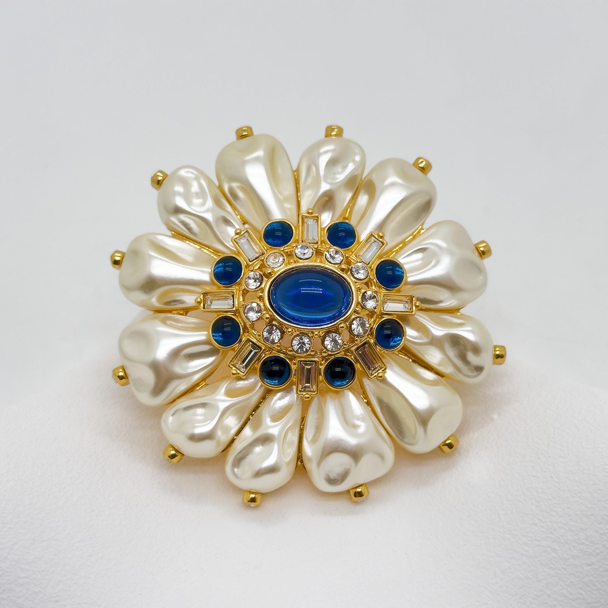 GIFTEEO Art Deco "Baronne II" | Art Deco Geometric Symmetry Pearl Brooch - Handcrafted Luxury Jewelry
