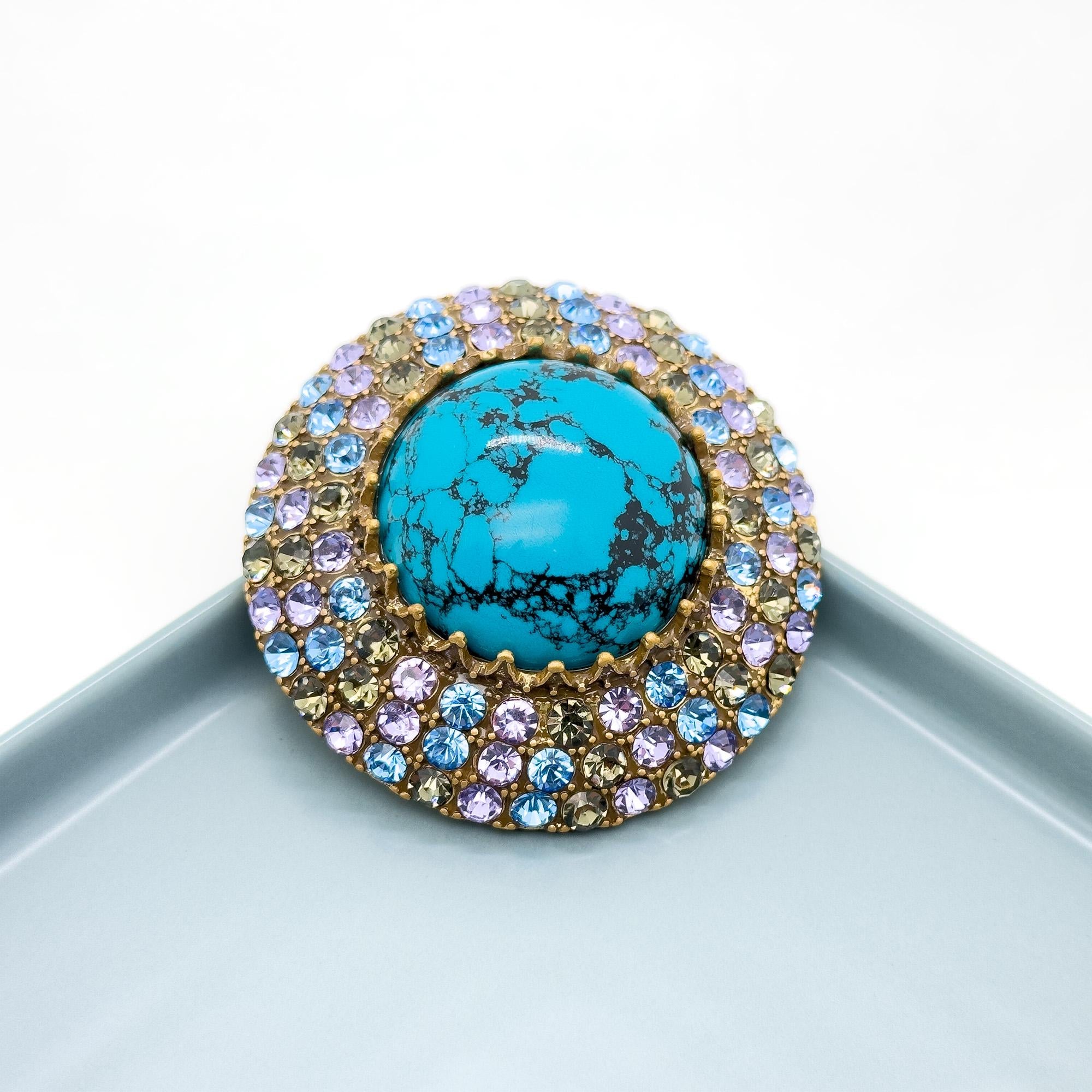 GIFTEEO Art Deco "Chic Artiste" | Art Deco Geometric Symmetry Crystal Brooch - Handcrafted Luxury Jewelry