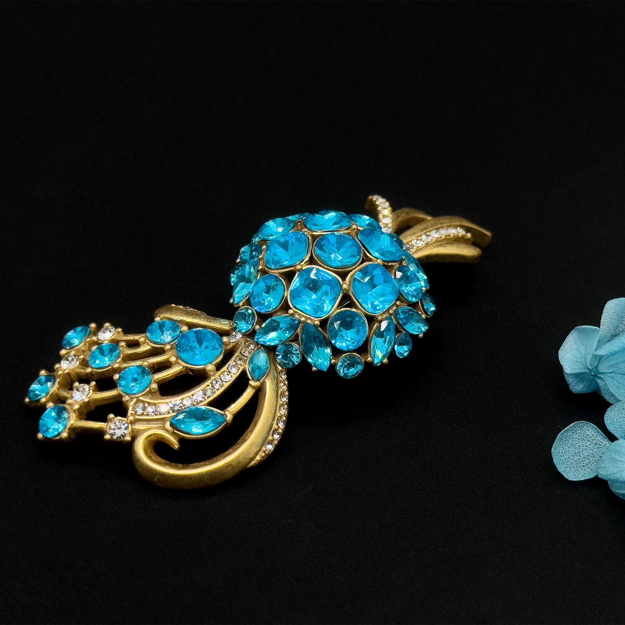 Vintage Art Deco Crystal Bouquet Brooch, 18K Gold-Plated Blue
