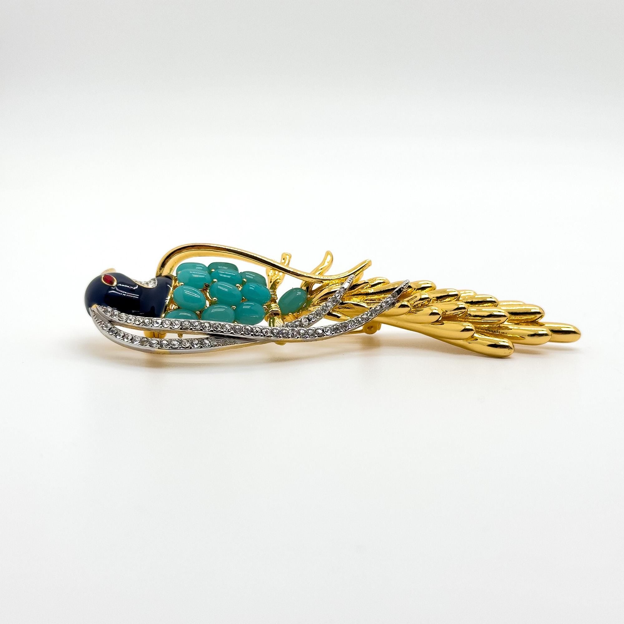 Vintage Art Deco 3D Bird Brooch Gold-Plated Rhinestone Magpie